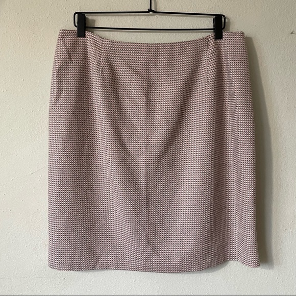 Vintage Jessica Scott wool pencil skirt with slit in back - Picture 1 of 9